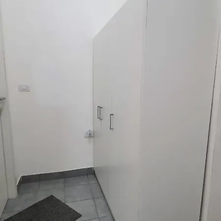 Sky House Apartment *
