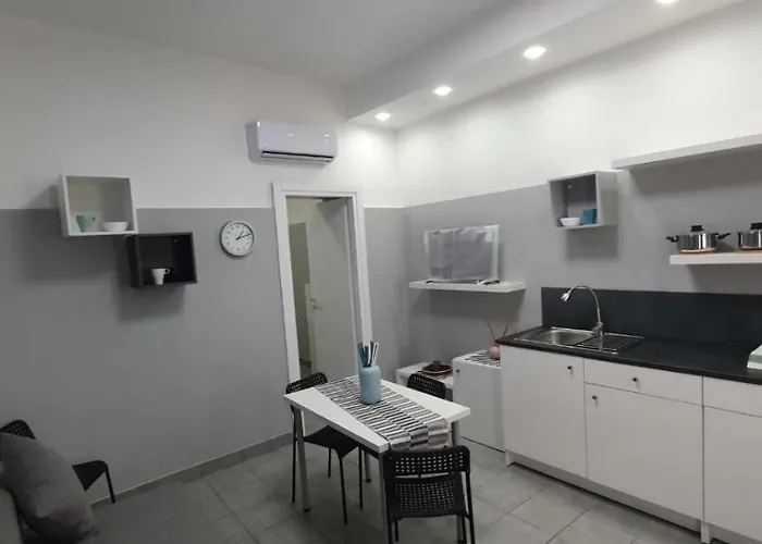 Sky House Apartment *