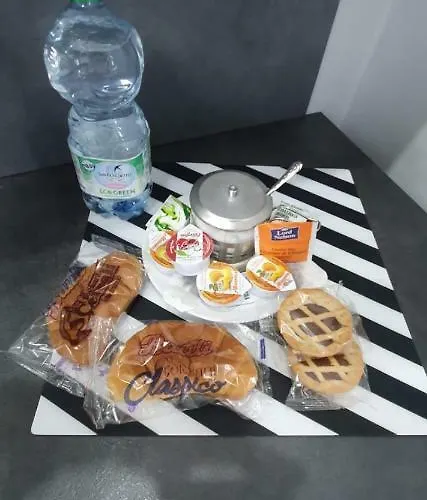 Sky House Apartment *